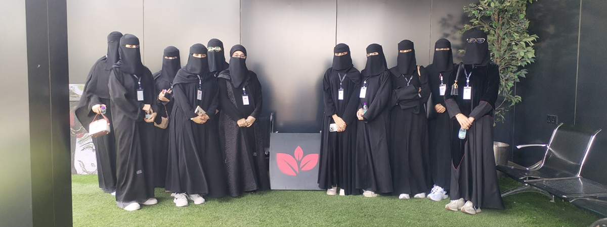 College of Science Organizes a Professional Educational Trip on “Factory Technology and the Job Market”