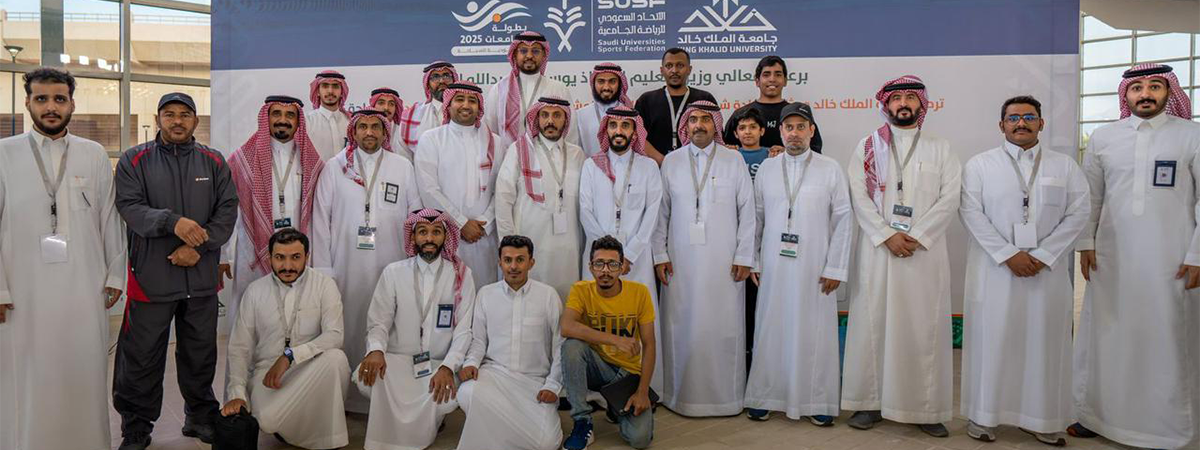 جامعة الملك خالد تختتم الموسم الرياضي الجامعي بتنظيم بطولة السباحة 2025 بمشاركة واسعة وبرامج مصاحبة متنوعة