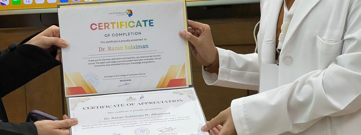  معسكر التفكير التصميمي